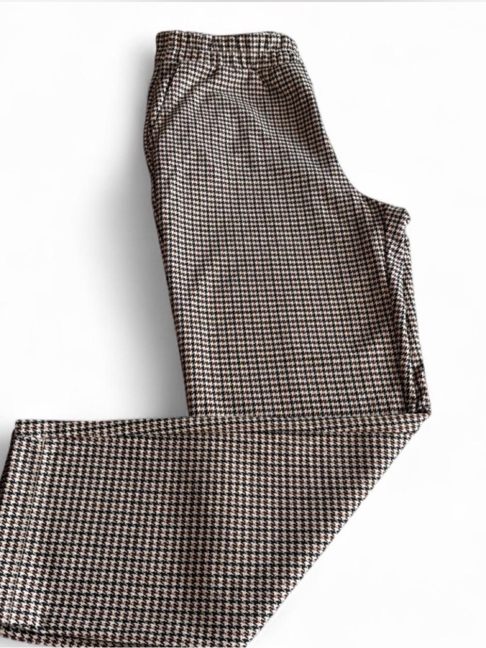 Women’s houndstooth trousers by A New Day, Black,brown and tan, Size small.